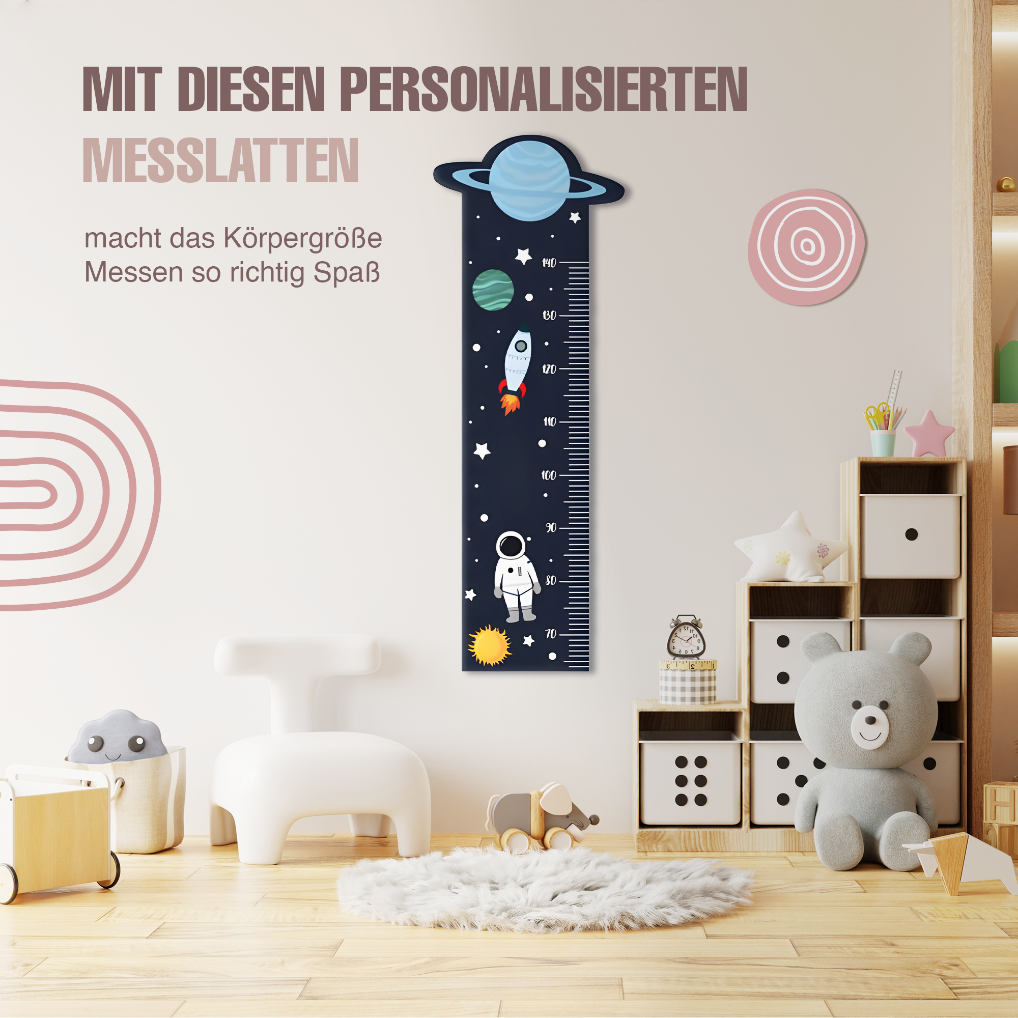 Messlatte für Kinder personalisiert mit Namen und eigenen Texten - Design Astronaut